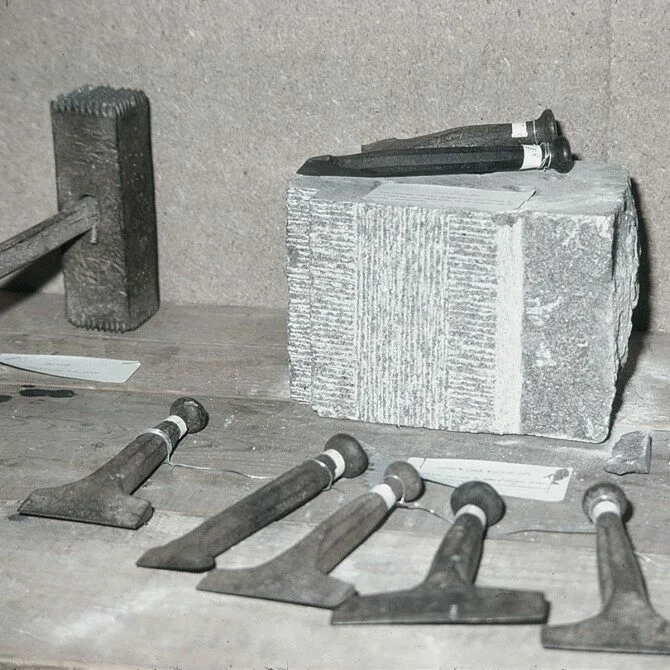 ciseaux-pour-pierre-ciselée-1-670x670